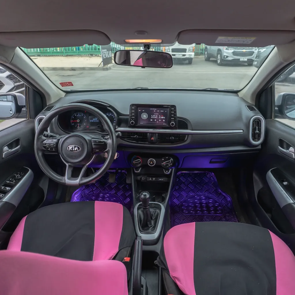 Kia Morning 2018 usado la serena newkar