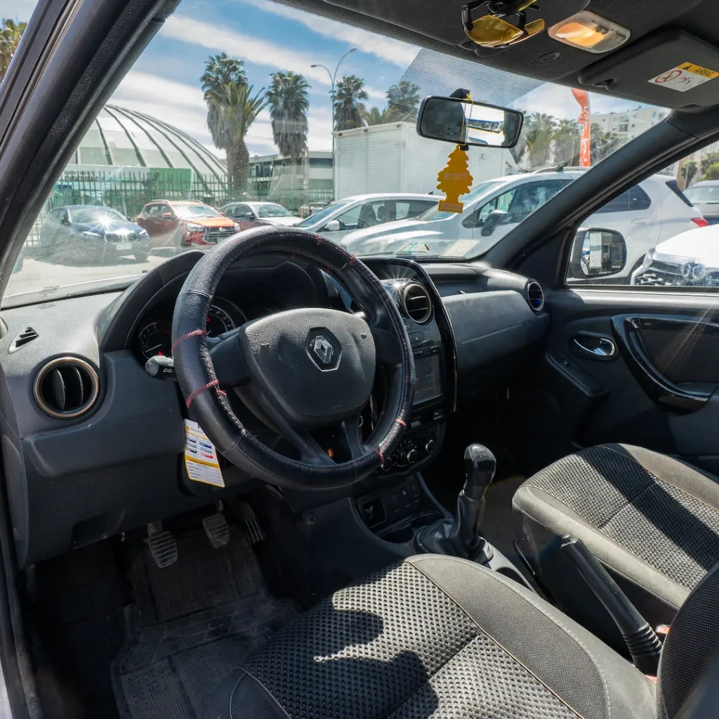 Renault Duster 2018 usada la serena newkar