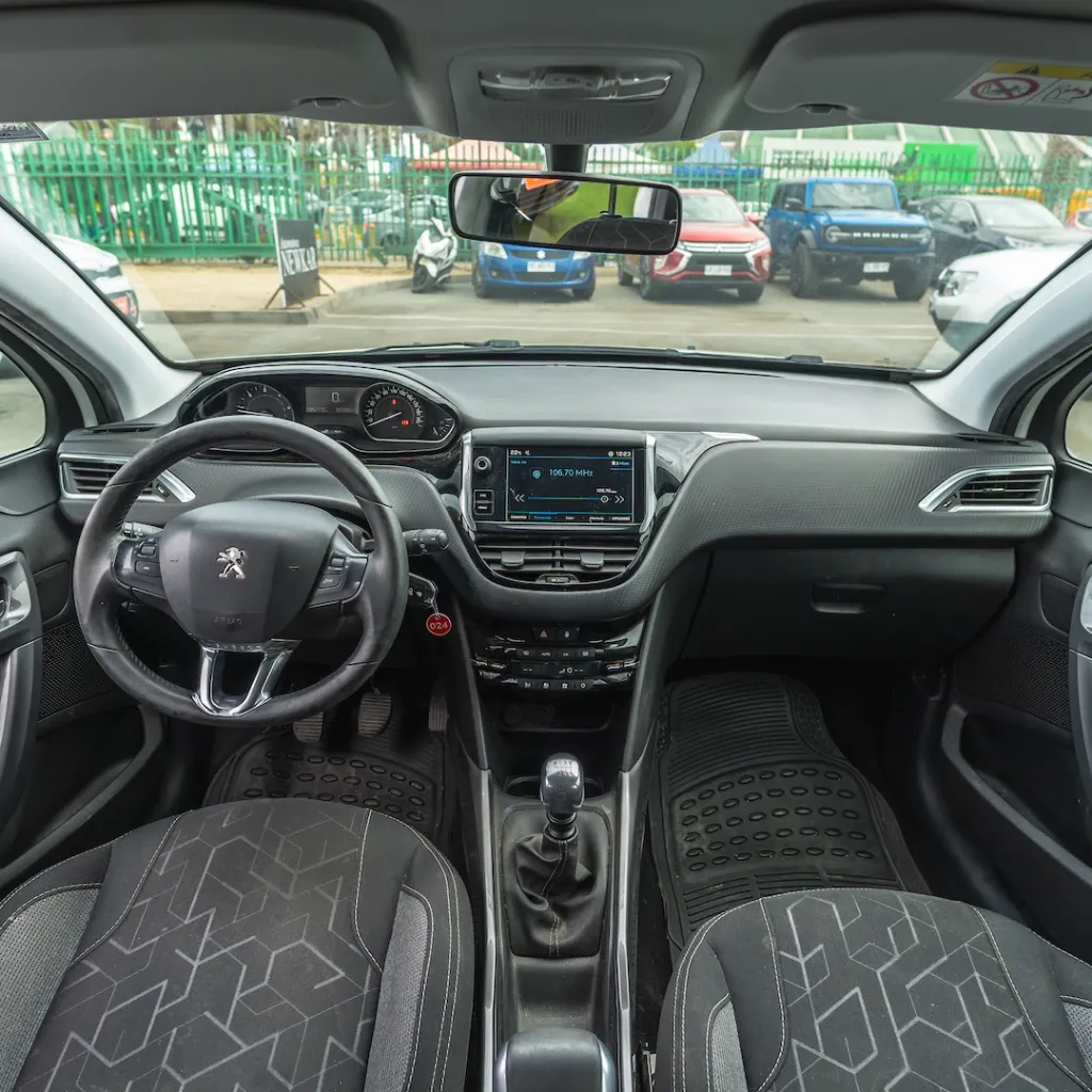 Peugeot 2008 diesel 2019 usado la serena newkar