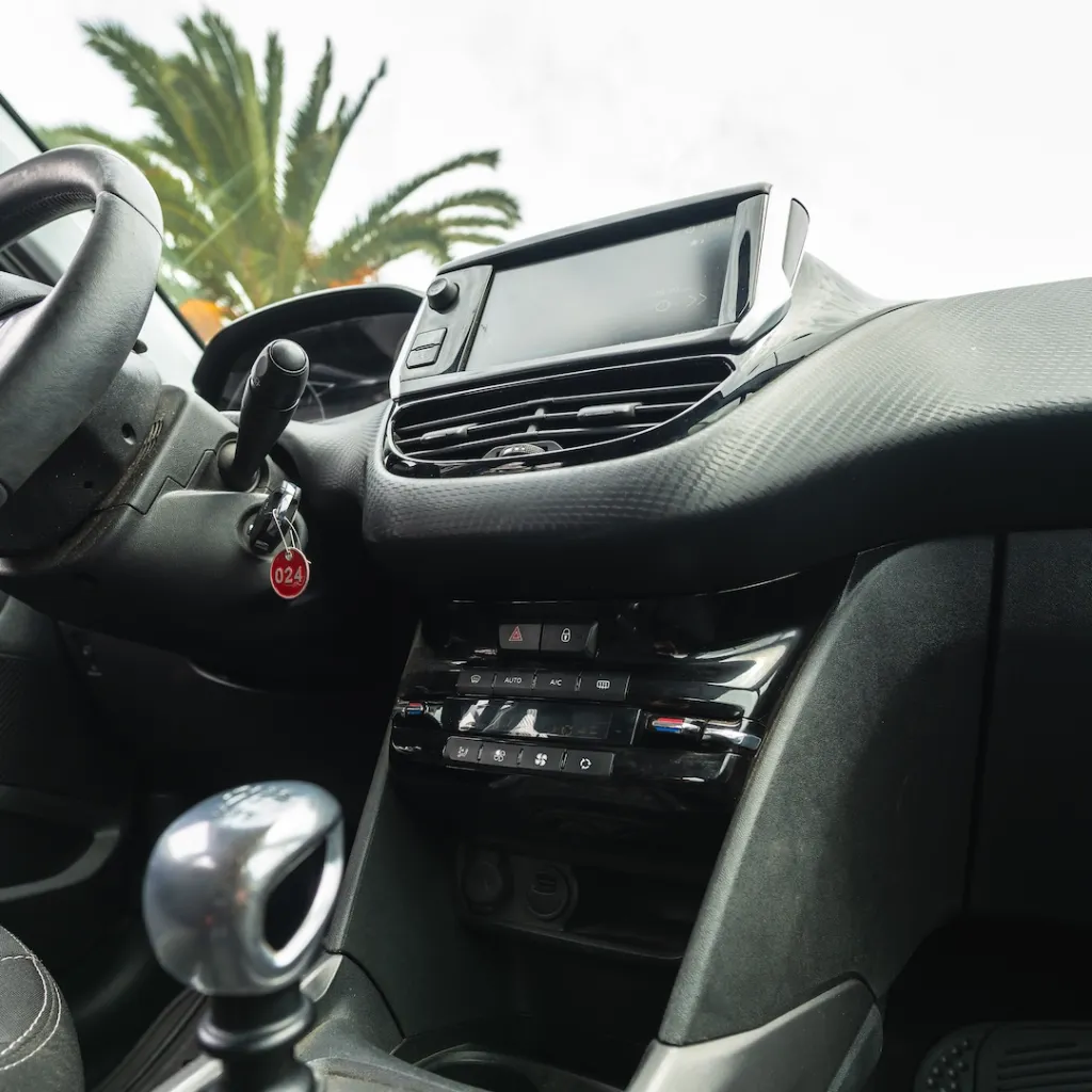 Peugeot 2008 diesel 2019 usado la serena newkar