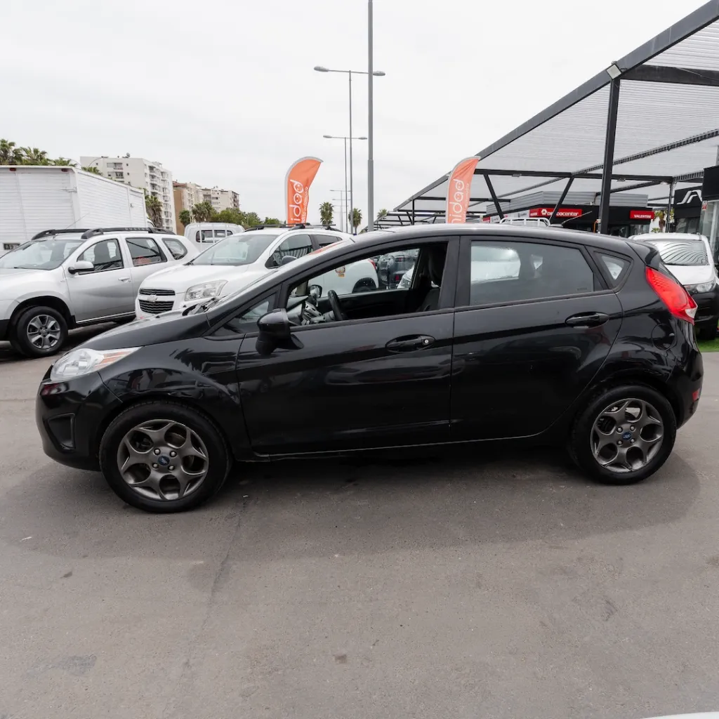 Ford Fiesta 2012 1.6 usado la serena newkar