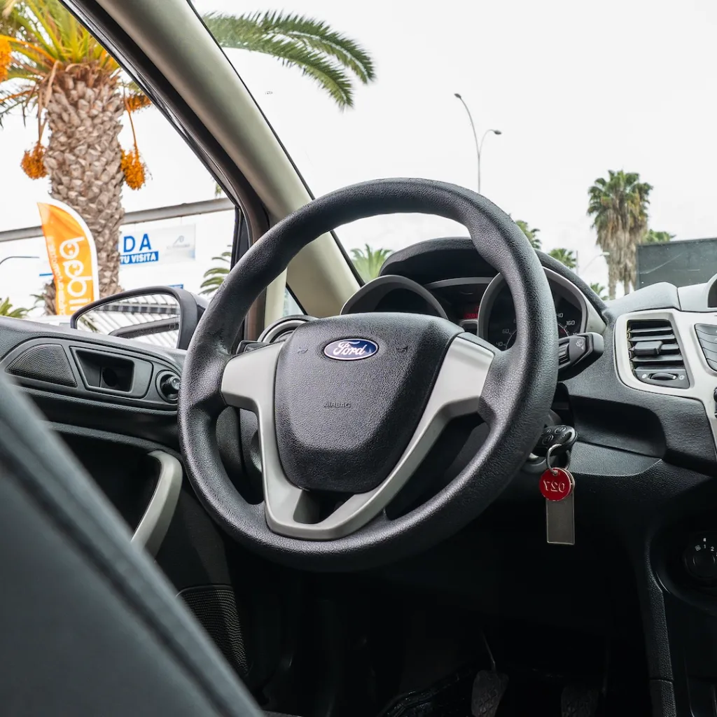 Ford Fiesta 2012 1.6 usado la serena newkar
