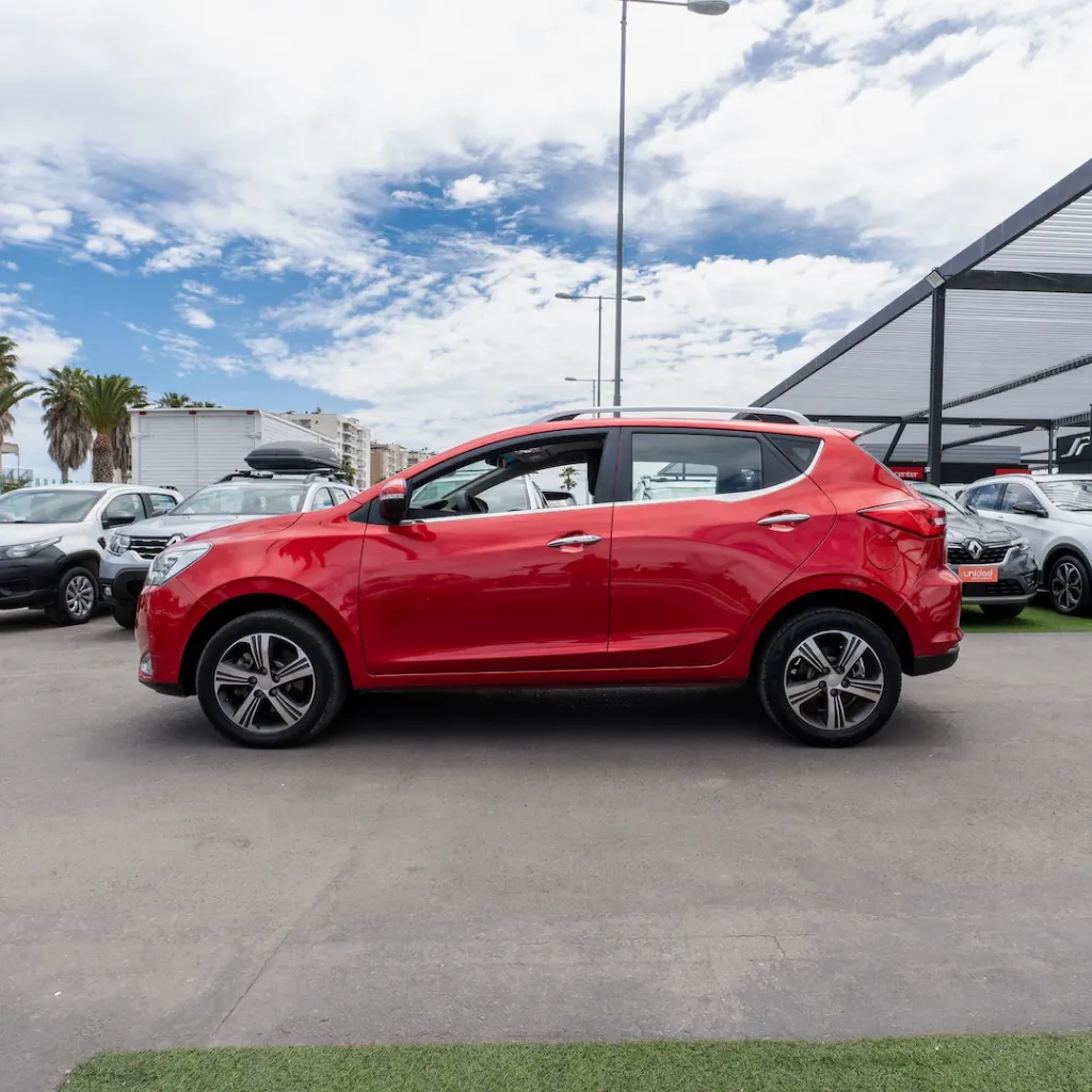 JAC js2 1.5 2022 usado la serena newkar