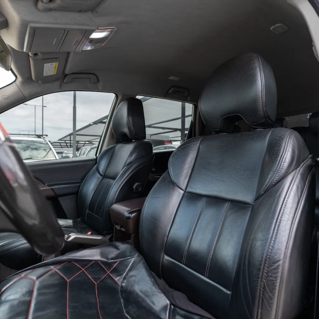 Mahindra XUV 500 diesel 2013 usado la serena newkar