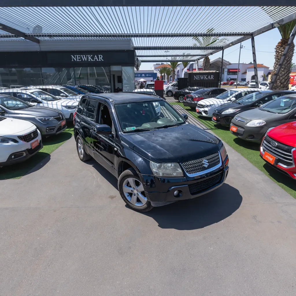 Suzuki Grand Nomade Sport 2.4 2011 usado la serena newkar
