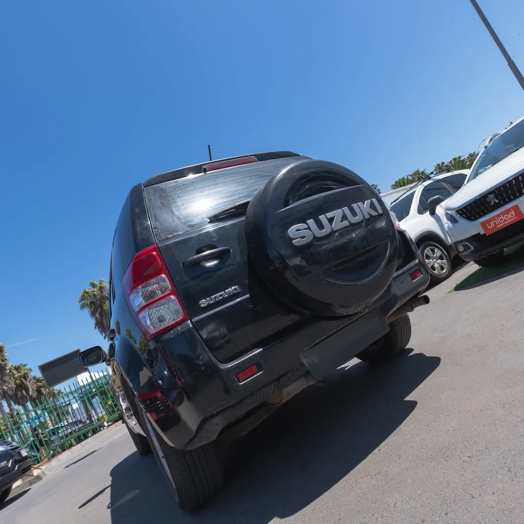 Suzuki Grand Nomade Sport 2.4 2011 usado la serena newkar