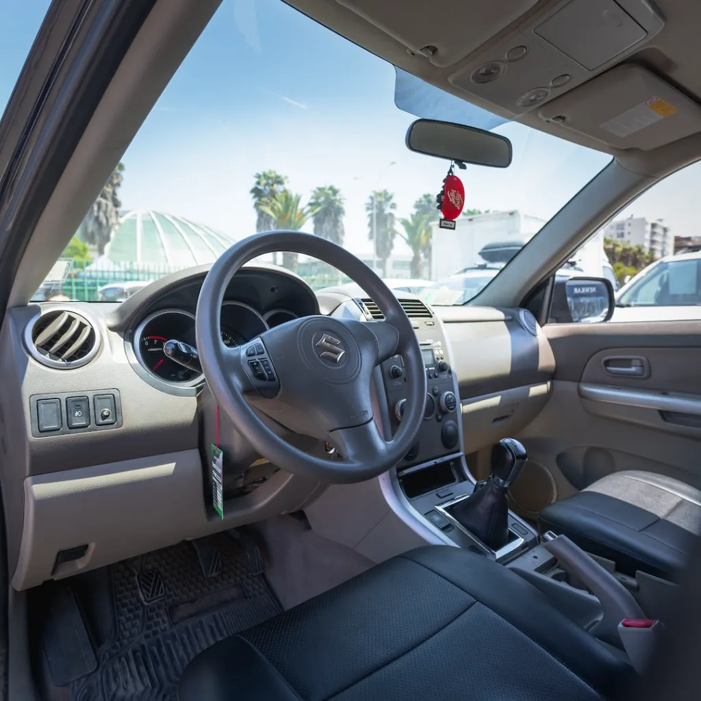 Suzuki Grand Nomade Sport 2.4 2011 usado la serena newkar