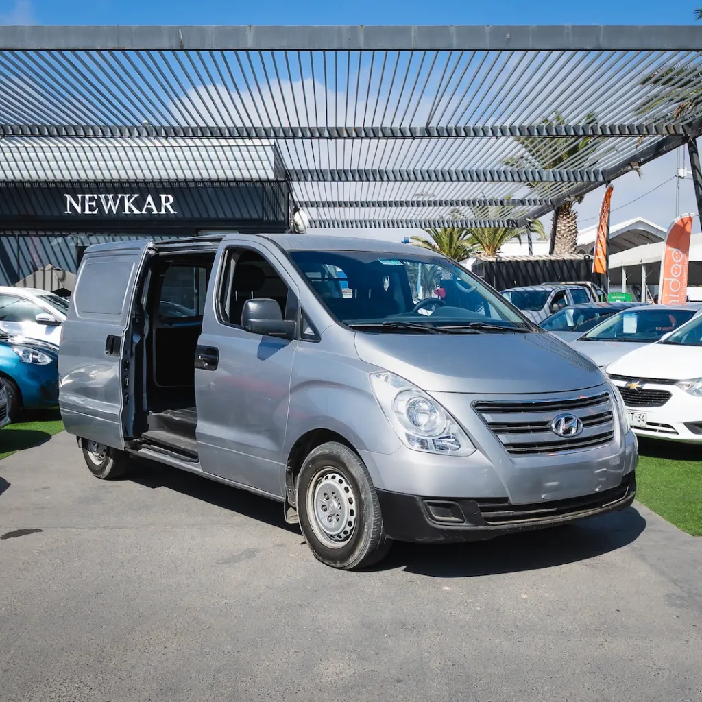 Hyundai H1 2016 (ABS, EBD)